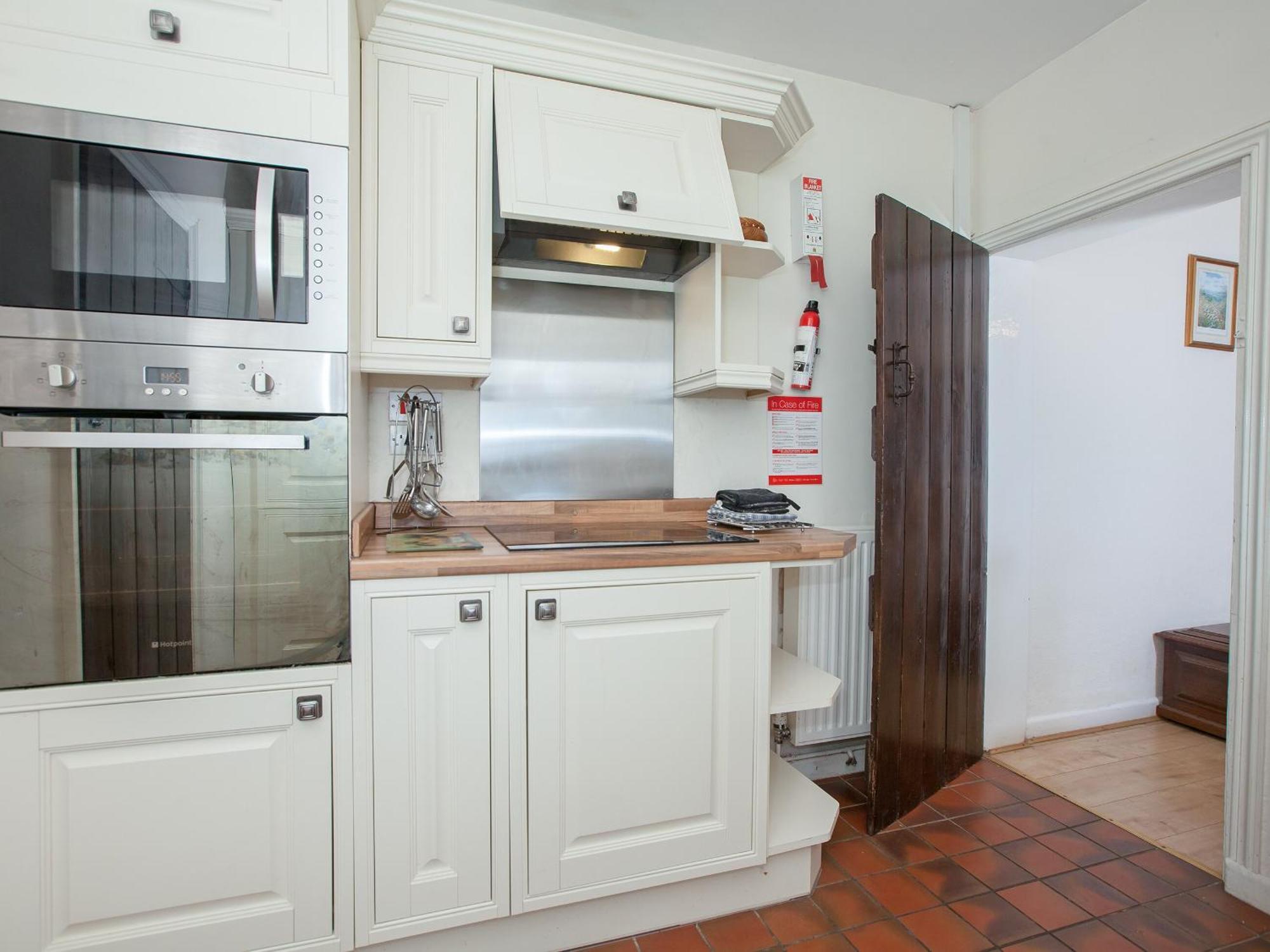 Fir Tree Cottage Standon エクステリア 写真