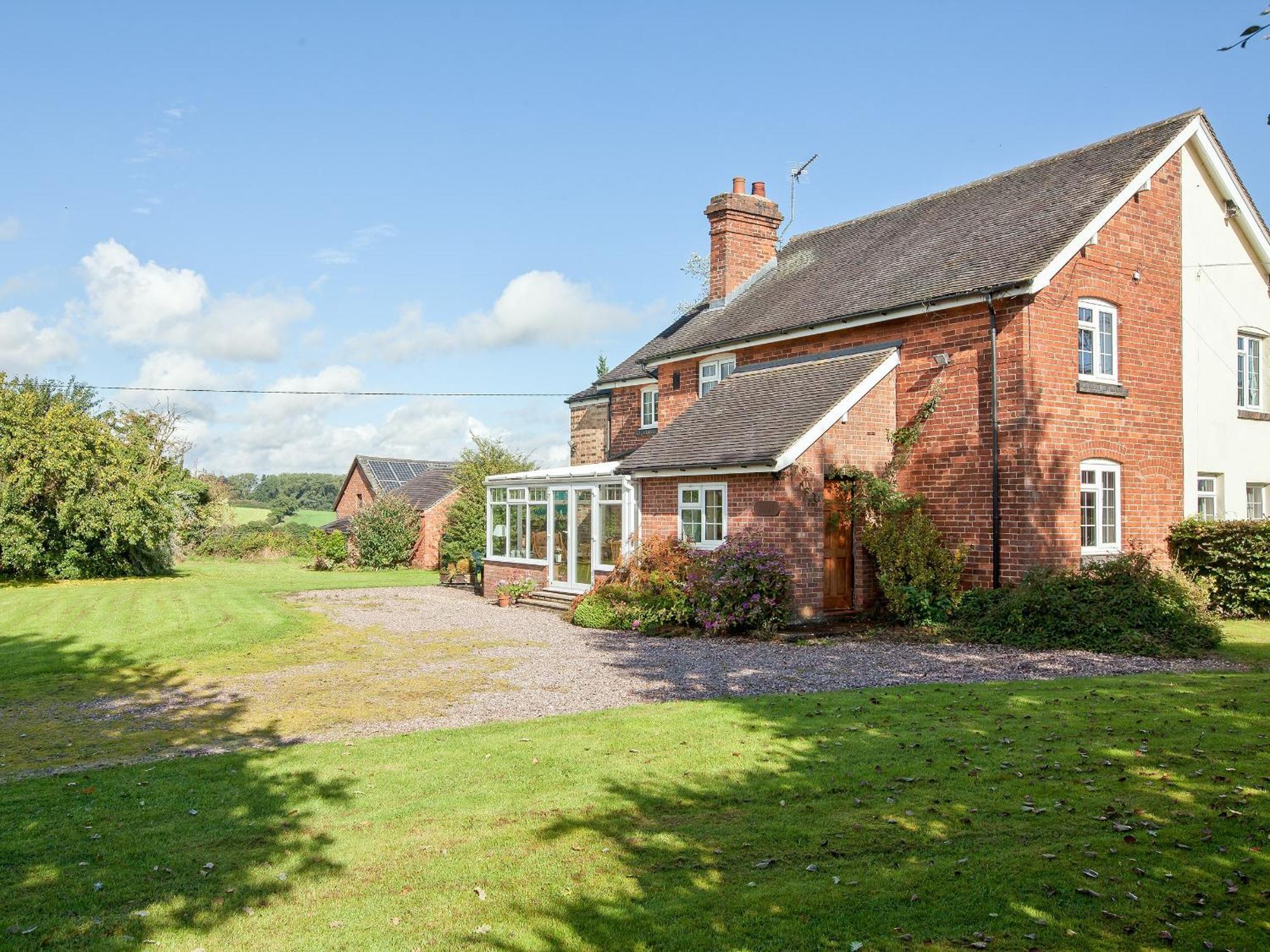 Fir Tree Cottage Standon エクステリア 写真