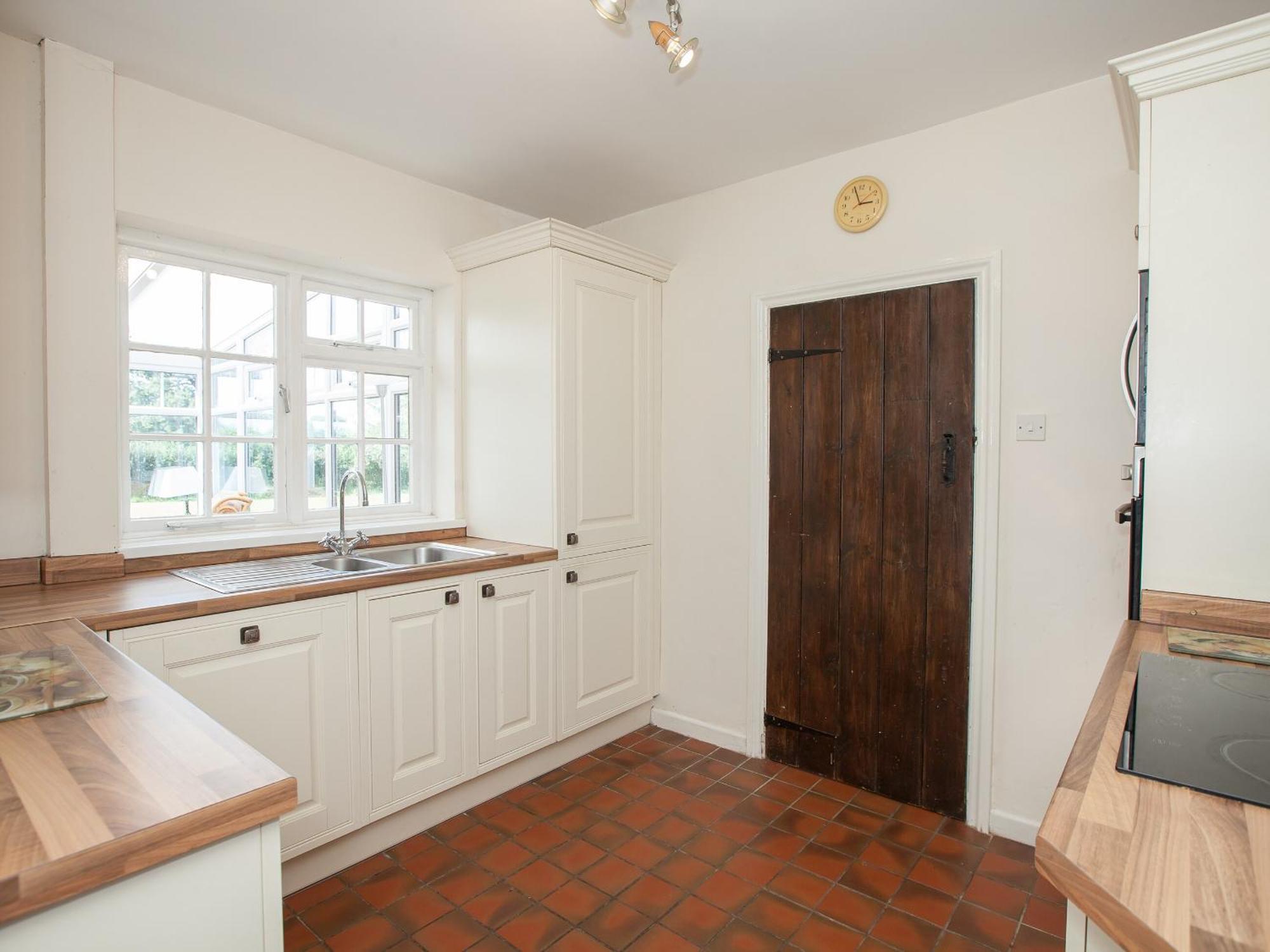 Fir Tree Cottage Standon エクステリア 写真